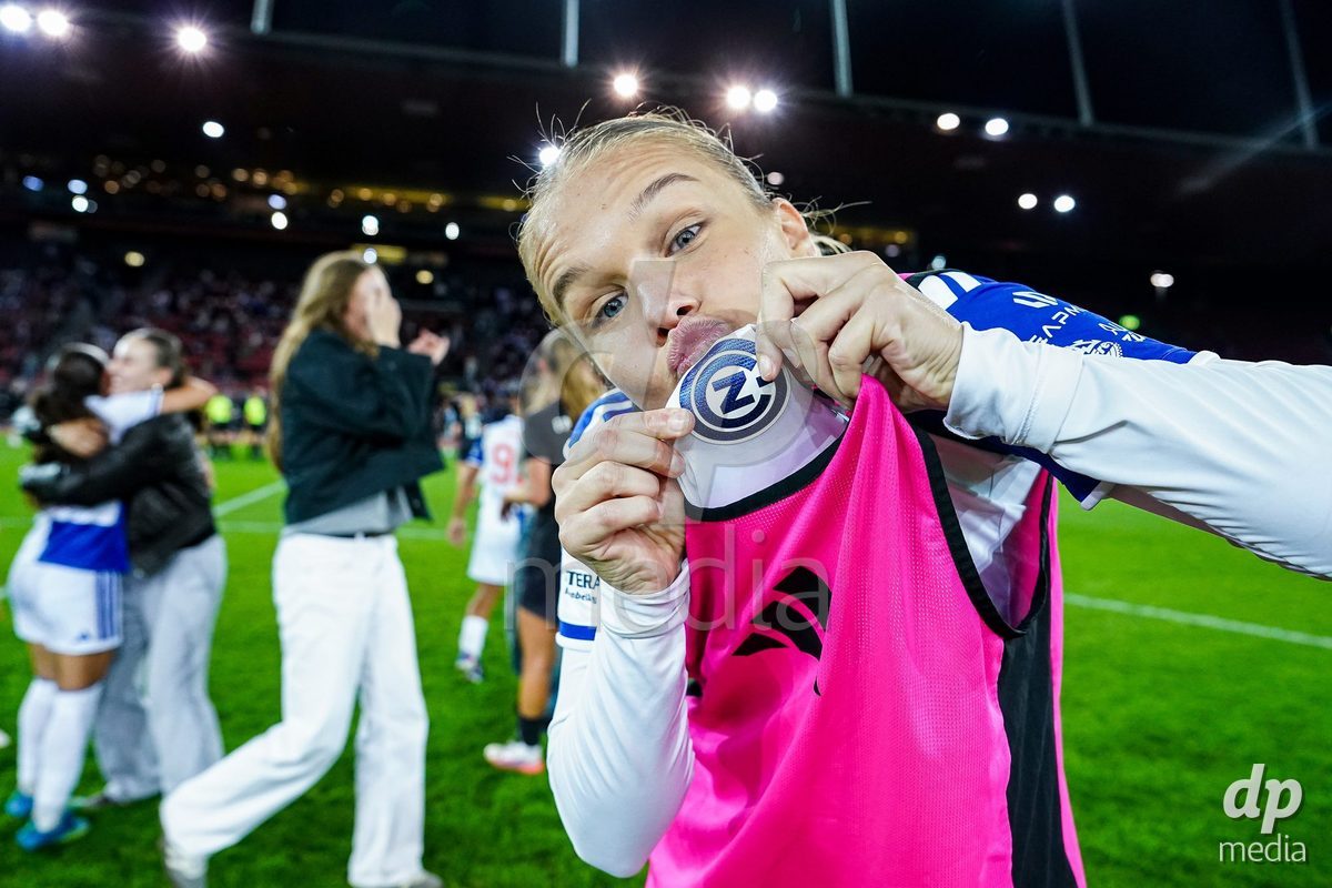 ZURICH, SWITZERLAND - OCTOBER 2: Ella Ljustina of Grasshopper Club Zurich celebrates their victory during the AXA Women's Super League match between GC Frauenfussball and FC Zurich at Letzigrund on October 2, 2026 in Zurich, Switzerland.