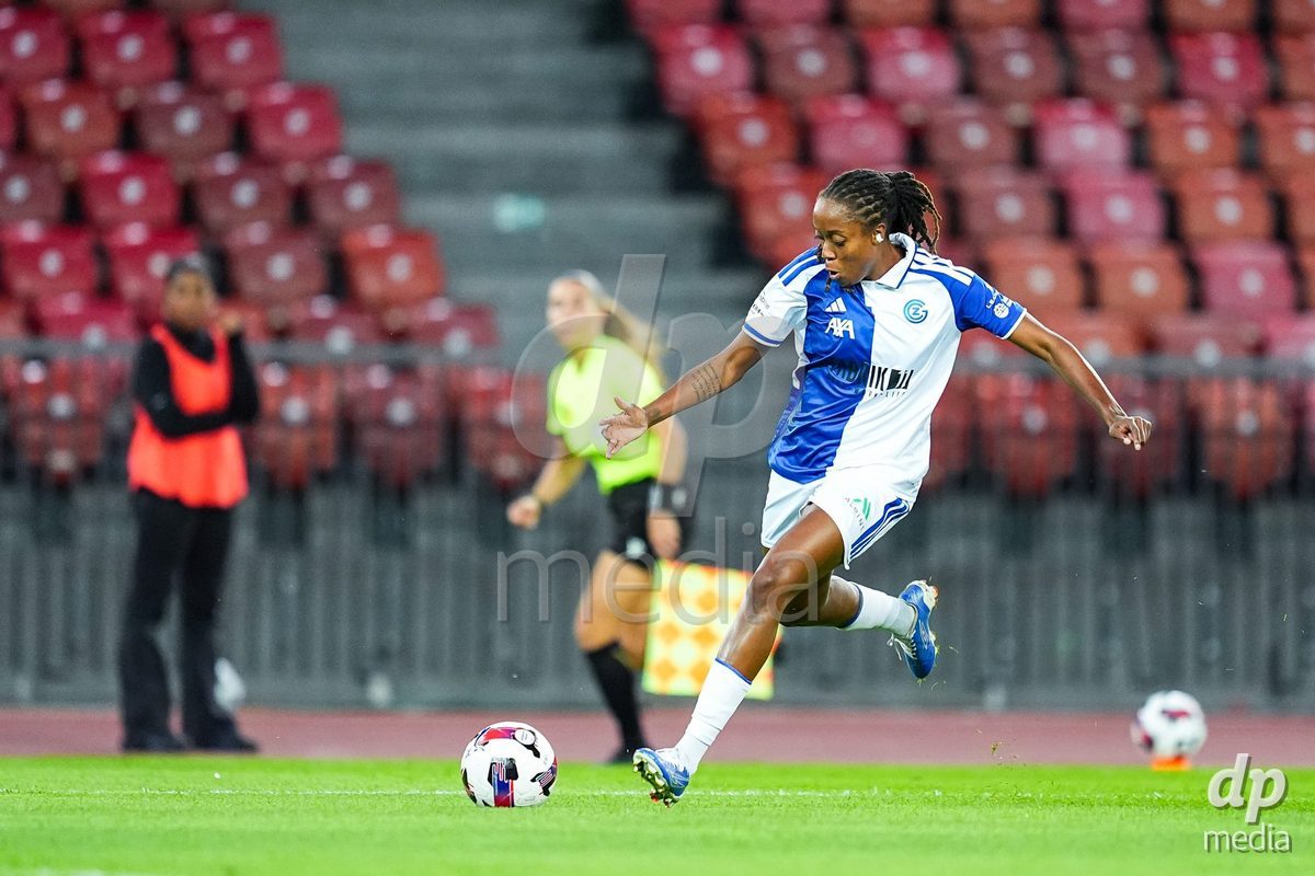 ZURICH, SWITZERLAND - OCTOBER 2: Paige Bailey-Gayle of Grasshopper Club Zurich shoots the ball during the AXA Women's Super League match between GC Frauenfussball and FC Zurich at Letzigrund on October 2, 2026 in Zurich, Switzerland.