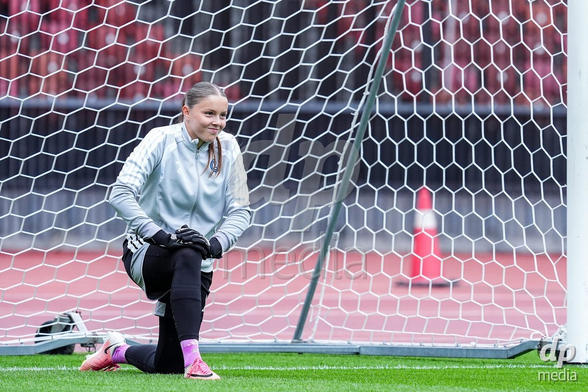 ZURICH, SWITZERLAND - OCTOBER 2: Yara Zwyssig of Grasshopper Club Zurich during warm up prior to the AXA Women's Super League match between GC Frauenfussball and FC Zurich at Letzigrund on October 2, 2026 in Zurich, Switzerland.