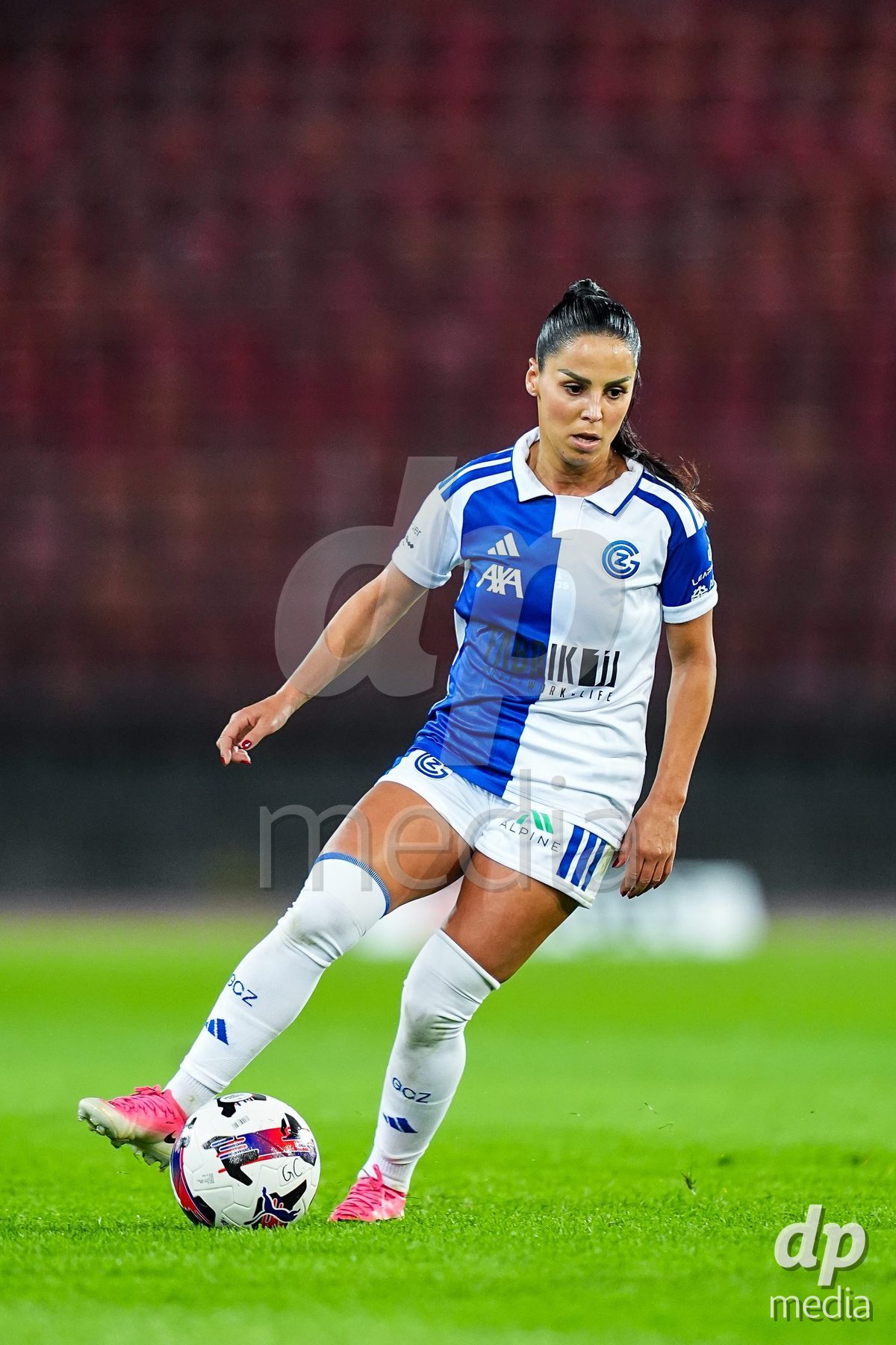 ZURICH, SWITZERLAND - OCTOBER 2: Qendresa Krasniqi of Grasshopper Club Zurich controls the ball  during the AXA Women's Super League match between GC Frauenfussball and FC Zurich at Letzigrund on October 2, 2026 in Zurich, Switzerland.