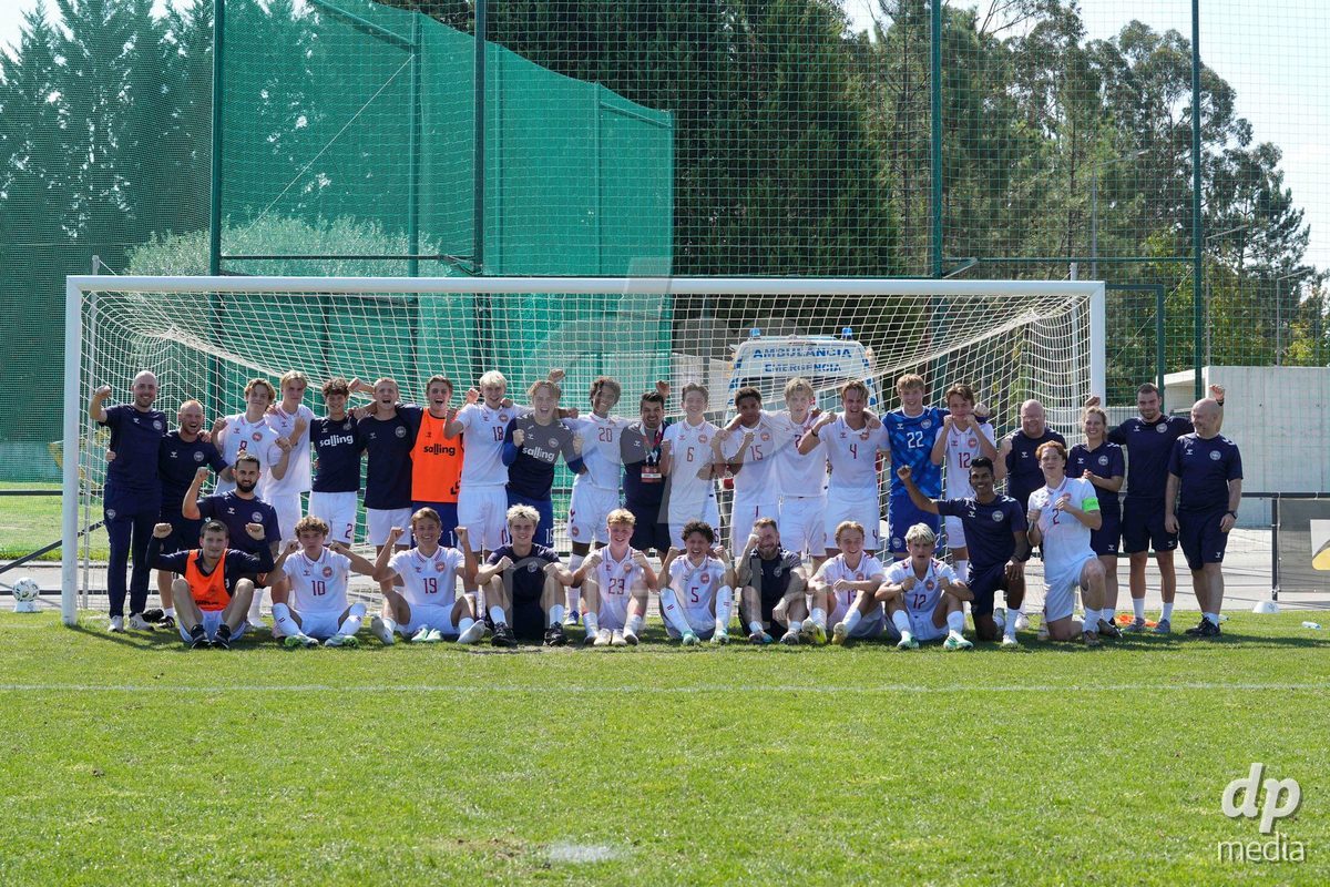 CANTAHEDE, PORTUGAL- OCTOBER 3: Denmark players celebrating after the International Friendly match between Denmark U17 and Saudi Arabia U17 at Complexo Desportivo de Cantanhede on October 3, 2026 in Cantanhede, Portugal.