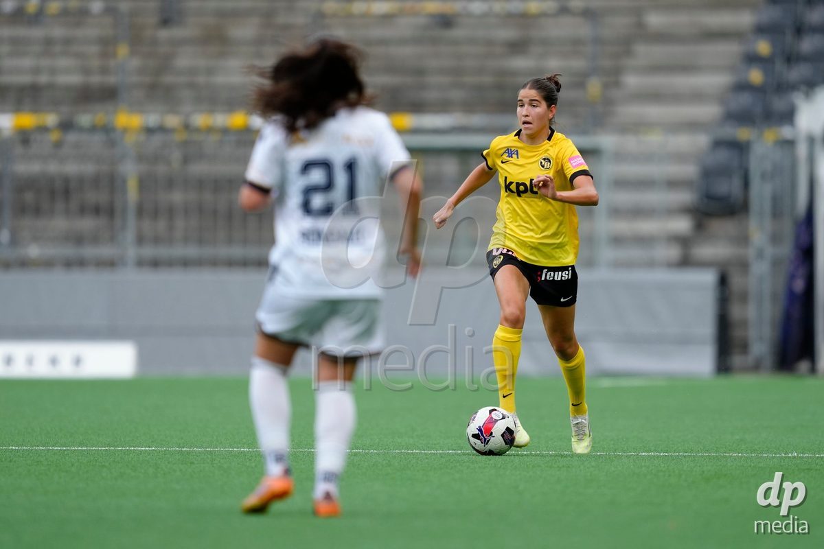 BERN, SWITZERLAND - OCTOBER 3: Giulia Schlup (19 YB Frauen) during the AXA Women's Super League match between BSC YB Frauen and FC Luzern at Wankdorf Stadion on October 3, 2026 in Bern, Switzerland.