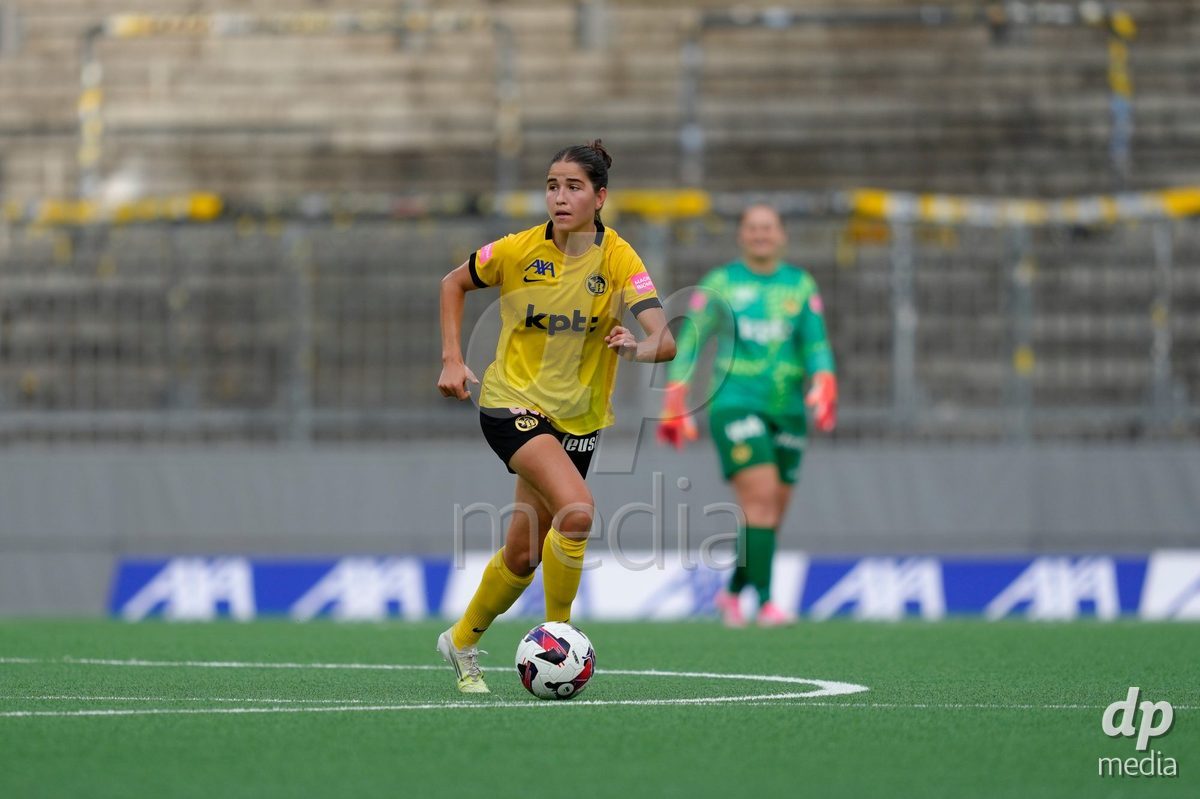 BERN, SWITZERLAND - OCTOBER 3: Giulia Schlup (19 YB Frauen) during the AXA Women's Super League match between BSC YB Frauen and FC Luzern at Wankdorf Stadion on October 3, 2026 in Bern, Switzerland.