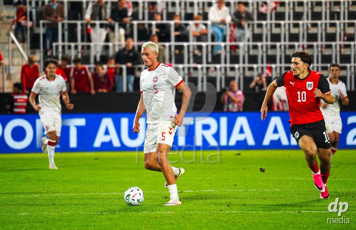 VIENNA, AUSTRIA - OCTOBER 2: Silas Andersen (Dänemark U21, 5) during the UEFA European Qualifiers match between Austria U21 and Denmark U21 at Wiener Sport-Club Stadion on October 2, 2026 in Vienna, Austria.