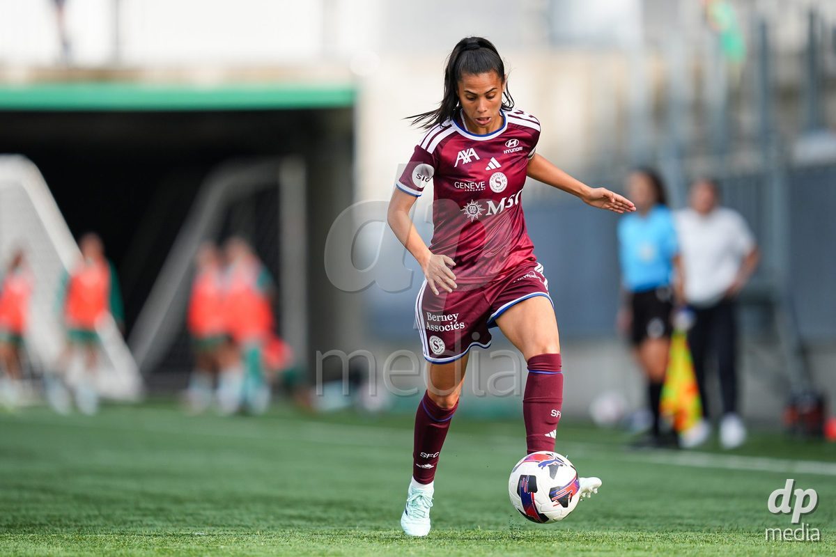 WIL, SWITZERLAND - OCTOBER 4: Daina Bourma of Servette FC Chenois Feminin controls the ball during the AXA Women's Super League match between FC St. Gallen 1879 and Servette FC Chenois Feminin at Lidl Sportpark on October 4, 2026 in Wil, Switzerland.
