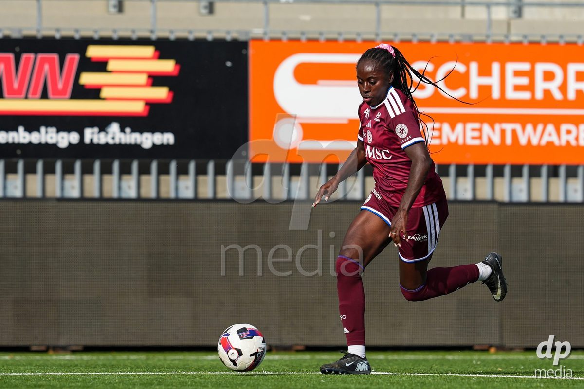 WIL, SWITZERLAND - OCTOBER 4: Benedicte Simon of Servette FC Chenois Feminin controls the ball during the AXA Women's Super League match between FC St. Gallen 1879 and Servette FC Chenois Feminin at Lidl Sportpark on October 4, 2026 in Wil, Switzerland.