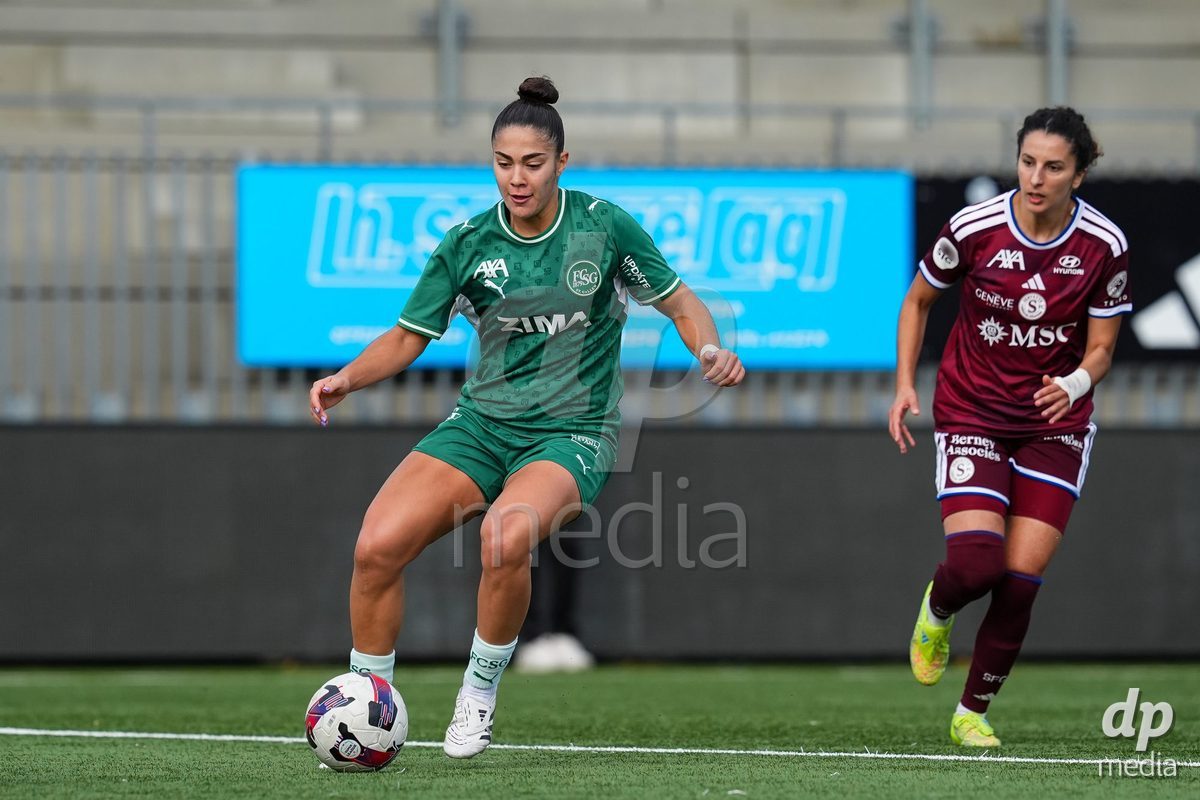 WIL, SWITZERLAND - OCTOBER 4: Alessandra de Freitas of FC St. Gallen controls the ball during the AXA Women's Super League match between FC St. Gallen 1879 and Servette FC Chenois Feminin at Lidl Sportpark on October 4, 2026 in Wil, Switzerland.