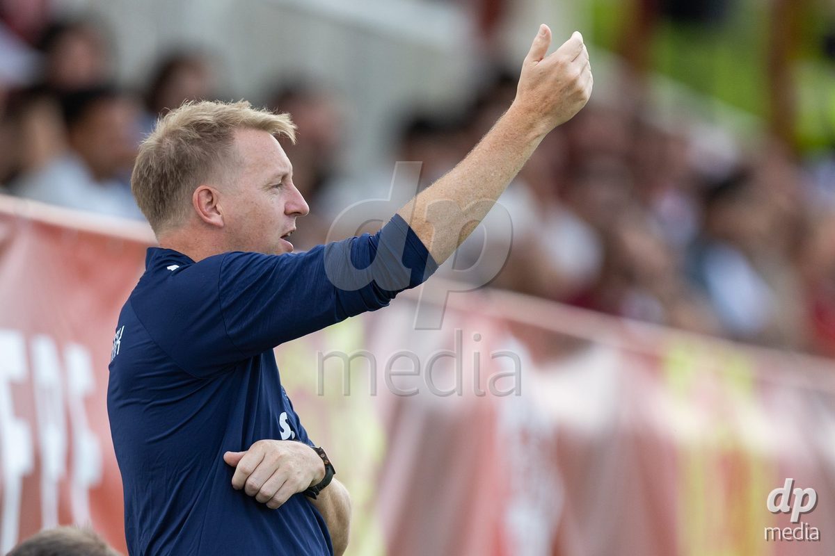 SANTAREM, PORTUGAL - OCTOBER 3: Morten Corlin coach of Denmark during the International Friendly match between Denmark U16 and Turkiye U16 at Campo Cha das Padeiras on October 3, 2026 in Santarem, Portugal.
