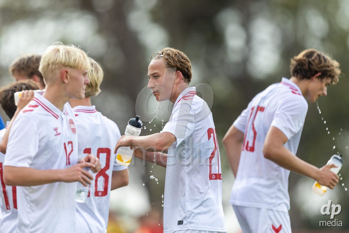 SANTAREM, PORTUGAL - OCTOBER 3: William Friis on the break for hydration during the International Friendly match between Denmark U16 and Turkiye U16 at Campo Cha das Padeiras on October 3, 2026 in Santarem, Portugal.