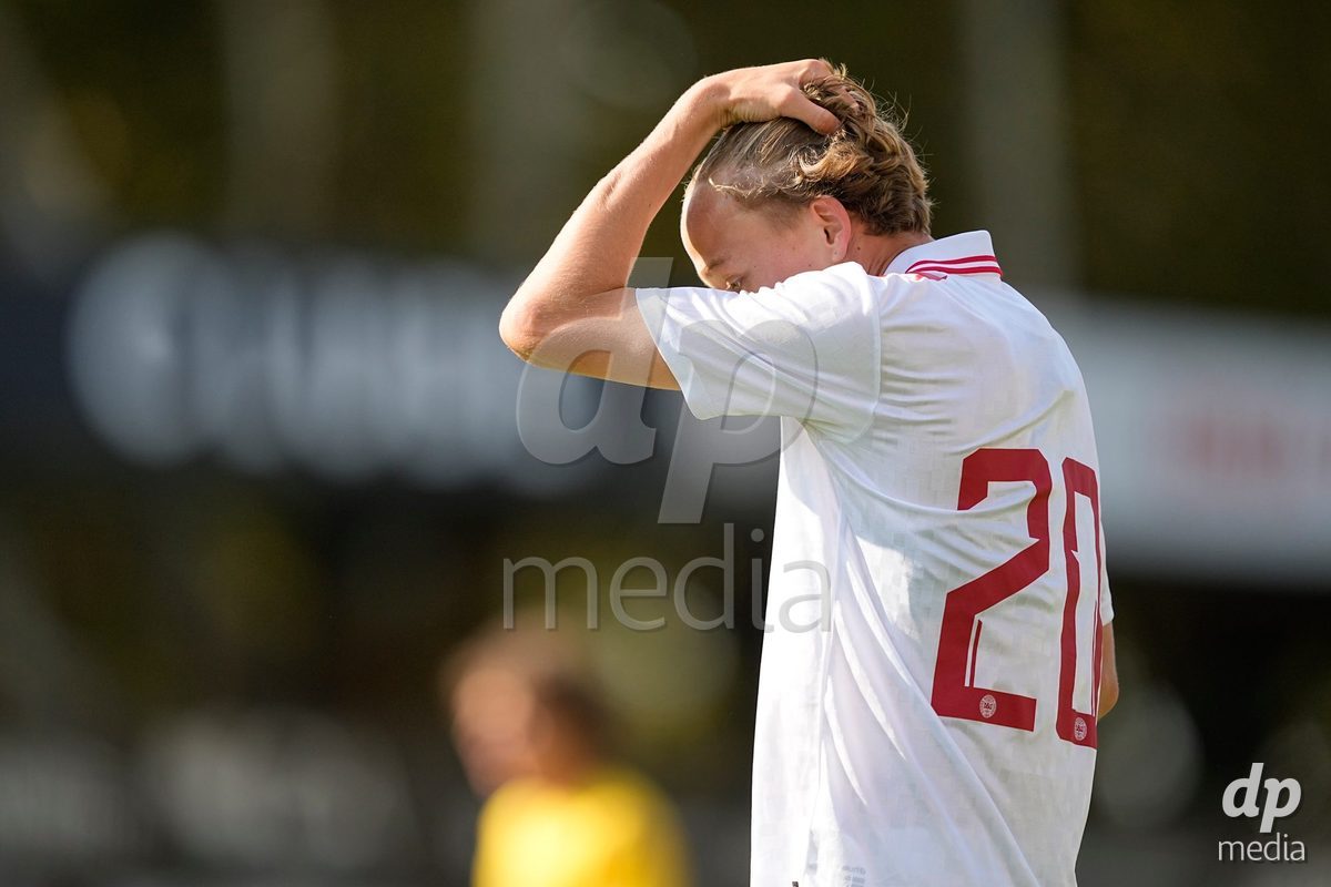 CALDAS DA RAINHA, PORTUGAL - OCTOBER 6: William Friis of Denmark during the International Friendly match between Romania U16 and Denmark U16 at Campo da Mata on October 6, 2026 in Caldas da Rainha, Portugal.