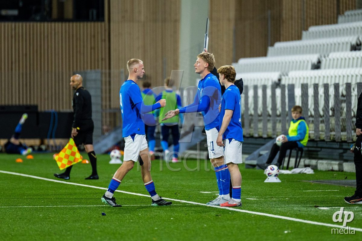 TORSHAVN, FAROE ISLANDS - OCTOBER 6: Island players during the UEFA European Qualifiers match between Faroe Islands U21 and Iceland U21 at Torsvollur on October 6, 2026 in Torshavn, Faroe Islands.