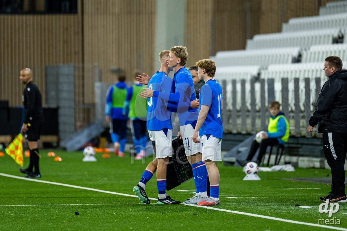 TORSHAVN, FAROE ISLANDS - OCTOBER 6: Island players during the UEFA European Qualifiers match between Faroe Islands U21 and Iceland U21 at Torsvollur on October 6, 2026 in Torshavn, Faroe Islands.