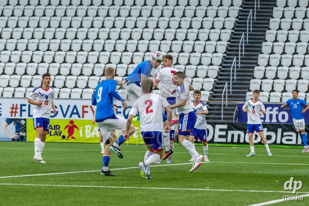 TORSHAVN, FAROE ISLANDS - OCTOBER 6: Iceland and faroese players during the UEFA European Qualifiers match between Faroe Islands U21 and Iceland U21 at Torsvollur on October 6, 2026 in Torshavn, Faroe Islands.