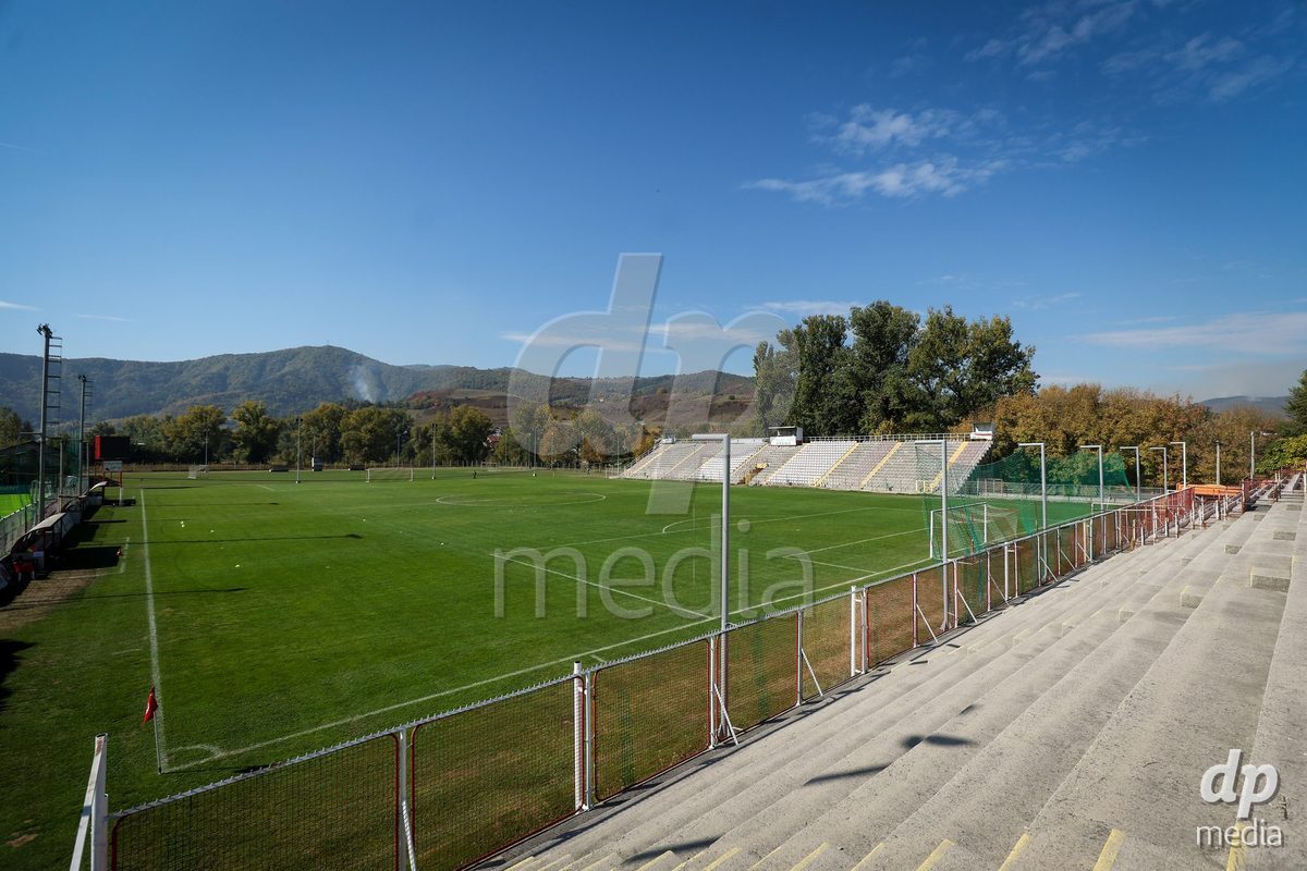 KAKANJ, BOSNIA AND HERZEGOVINA - OCTOBER 7: UEFA Womens European Under-19 Qualifier match between England and Denmark at Mladost Stadium on October 7, 2026 in Kakanj, Bosnia and Herzegovina.