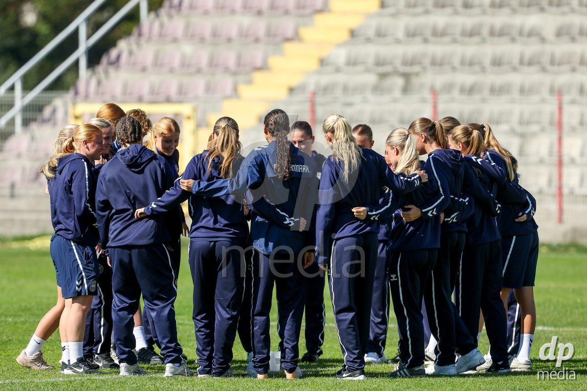 KAKANJ, BOSNIA AND HERZEGOVINA - OCTOBER 7: Team of Denmark during the UEFA Womens European Under-19 Qualifier match between England and Denmark at Mladost Stadium on October 7, 2026 in Kakanj, Bosnia and Herzegovina.