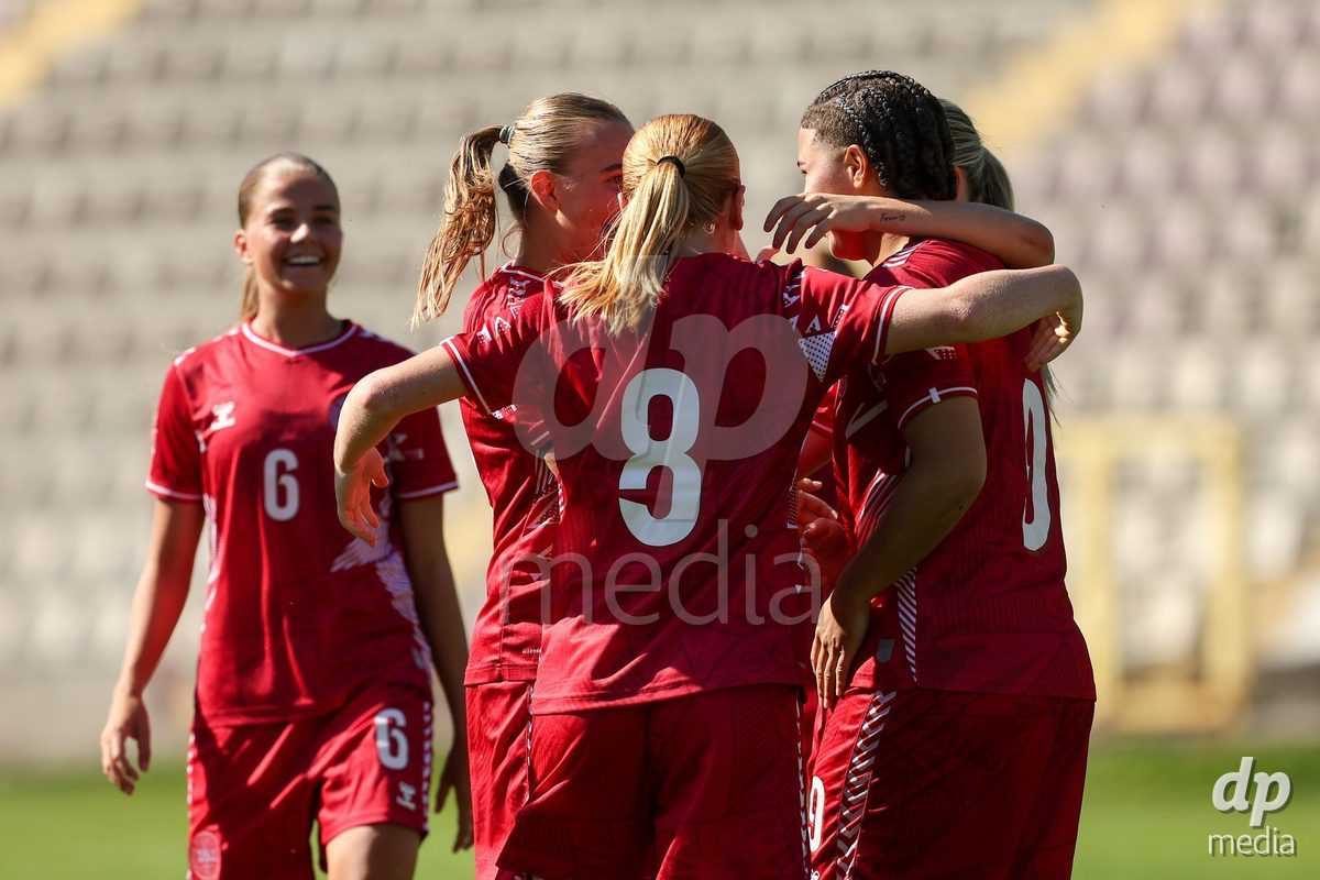 KAKANJ, BOSNIA AND HERZEGOVINA - OCTOBER 7: Team of Denmark during the UEFA Womens European Under-19 Qualifier match between England and Denmark at Mladost Stadium on October 7, 2026 in Kakanj, Bosnia and Herzegovina.