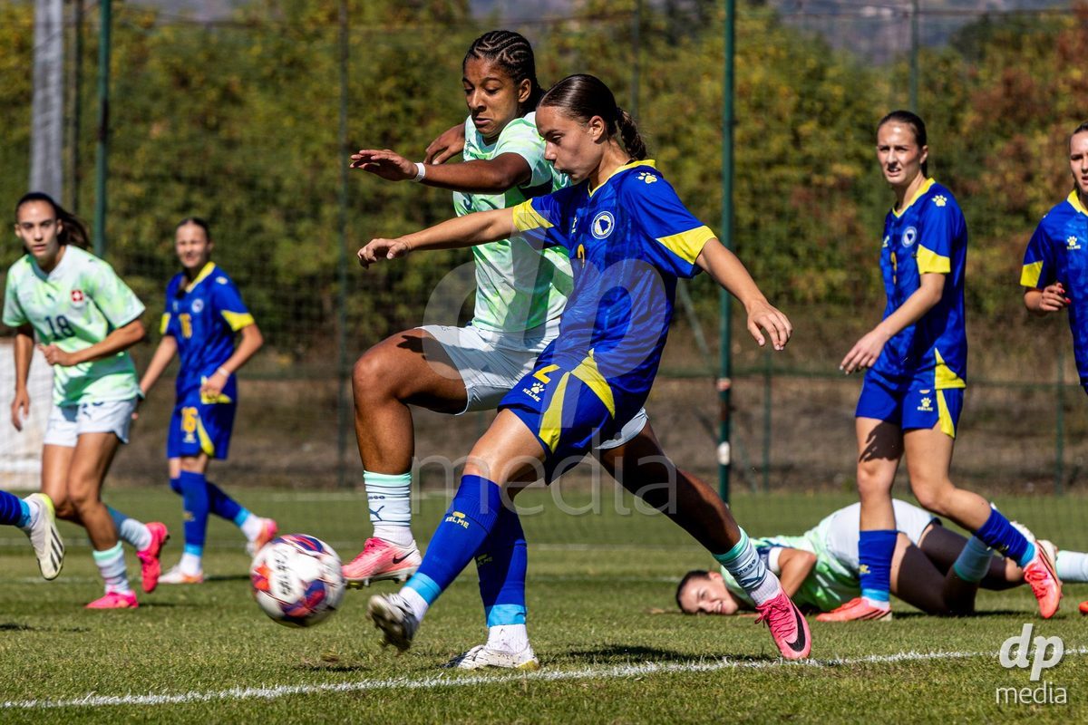 ZENICA, BOSNIA AND HERZEGOVINA - OCTOBER 7: Tiffany Vonnez of Switzerland and Lamija Bjelica of Bosnia and Herzegovina during the UEFA Womens European Under-19 Qualifier match between Switzerland and Bosnia and Herzegovina at FF BH Football Training Centre on October 7, 2026 in Zenica, Bosnia and Herzegovina.
