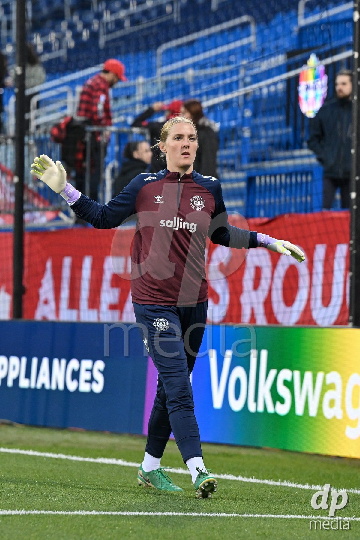 MONTREAL, CANADA - OCTOBER 9: Players of Denmark during warm up prior to the International Women's Friendly football match between Canada and Denmark at Stade Saputo on October 9, 2026 in Montreal, Canada.