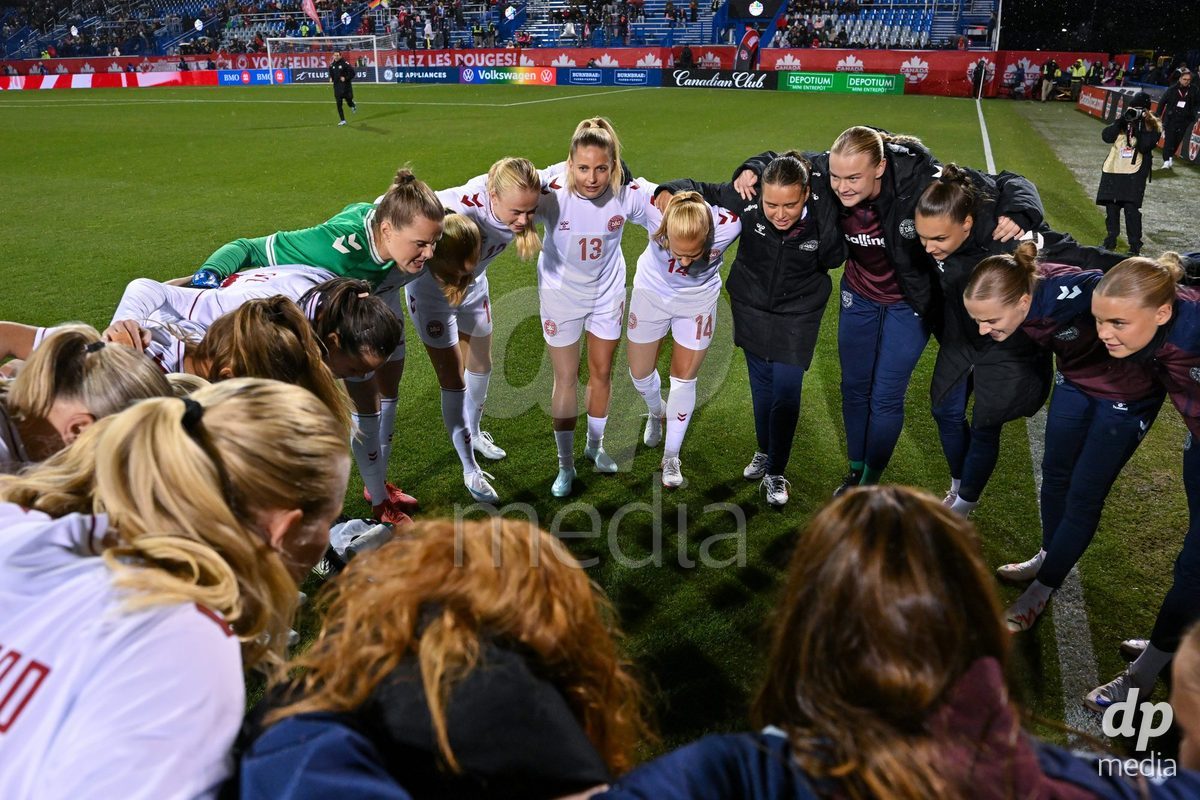 MONTREAL, CANADA - OCTOBER 9: Teamhuddle of Denmark prior to the International Women's Friendly football match between Canada and Denmark at Stade Saputo on October 9, 2026 in Montreal, Canada.