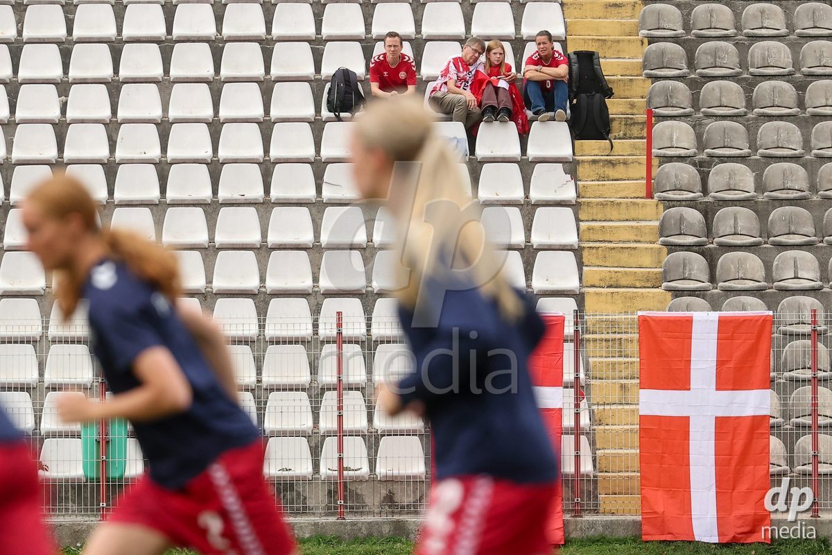 KAKANJ, BOSNIA AND HERZEGOVINA - OCTOBER 10: Fans of Denmark before the UEFA Womens European Under-19 Qualifier match between Denmark and Bosnia and Herzegovina at Mladost Stadium on October 10, 2026 in Kakanj, Bosnia and Herzegovina. Photo: Armin Durgut/Pixsell/DP Media