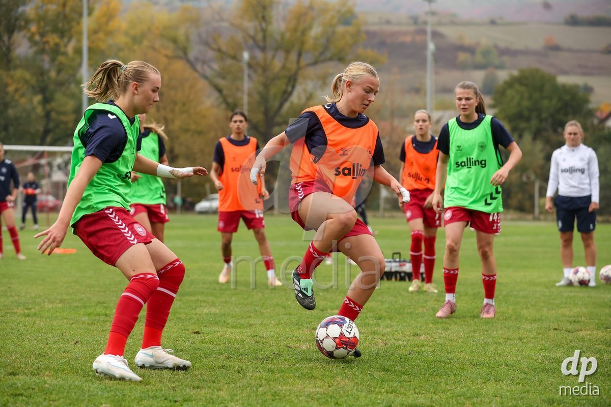 KAKANJ, BOSNIA AND HERZEGOVINA - OCTOBER 10: Nikoline Nielsen of Denmark and Astrid Engsig-Karup of Denmark warms up before the UEFA Womens European Under-19 Qualifier match between Denmark and Bosnia and Herzegovina at Mladost Stadium on October 10, 2026 in Kakanj, Bosnia and Herzegovina. Photo: Armin Durgut/Pixsell/DP Media