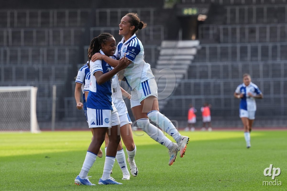Schweiz: AXA Women's Super League 2026/2027, GC Frauenfussball vs FC Rapperswil-Jona - Stadion Letzigrund, Zürich: Paige Alicia Bailey Gayle (14 Grasshoppers) jubelt nach ihrem Tor zum 4:0 mit dem Team