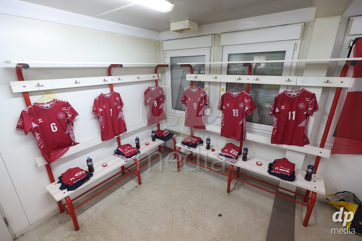 KAKANJ, BOSNIA AND HERZEGOVINA - OCTOBER 13: A general view inside of the Denmark dressing room before the UEFA Womens European Under-19 Qualifier match between Denmark and Switzerland at Mladost Stadium on October 13, 2026 in Kakanj, Bosnia and Herzegovina. Photo: Armin Durgut/Pixsell/DP Media