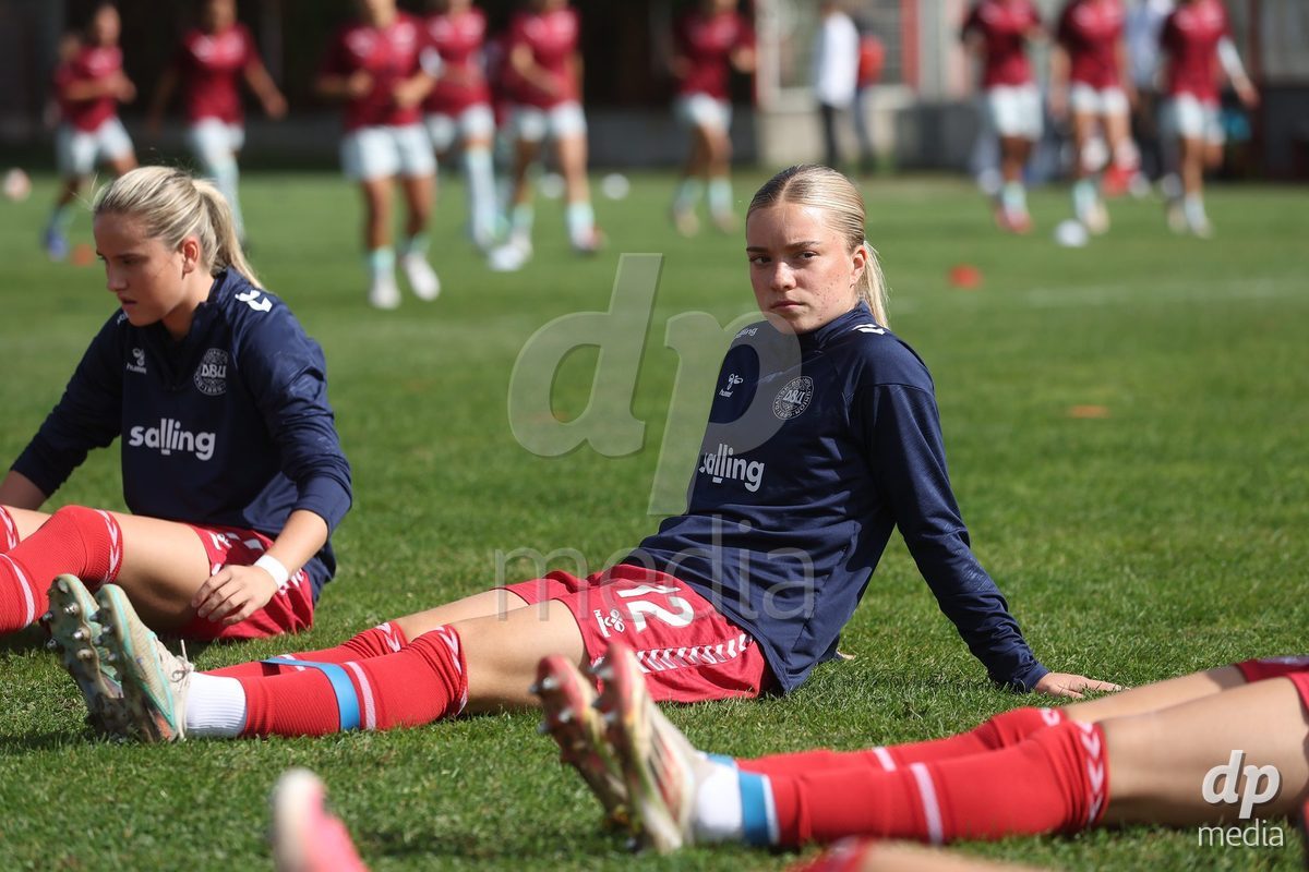 KAKANJ, BOSNIA AND HERZEGOVINA - OCTOBER 13: Evelina Thygesen of Denmark warms up prior to the UEFA Womens European Under-19 Qualifier match between Denmark and Switzerland at Mladost Stadium on October 13, 2026 in Kakanj, Bosnia and Herzegovina. Photo: Armin Durgut/Pixsell/DP Media