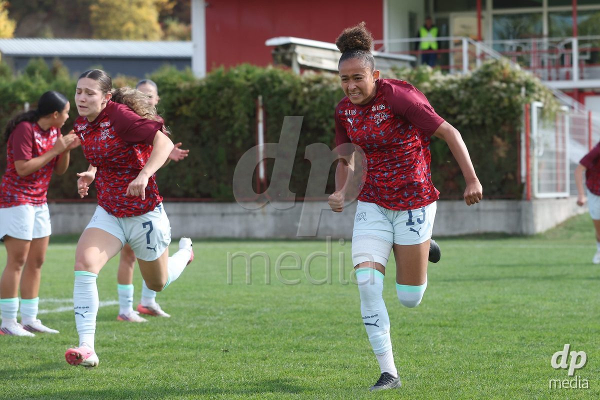 KAKANJ, BOSNIA AND HERZEGOVINA - OCTOBER 13: Soraya Awa Bandia of Switzerland warms up prior to the UEFA Womens European Under-19 Qualifier match between Denmark and Switzerland at Mladost Stadium on October 13, 2026 in Kakanj, Bosnia and Herzegovina. Photo: Armin Durgut/Pixsell/DP Media