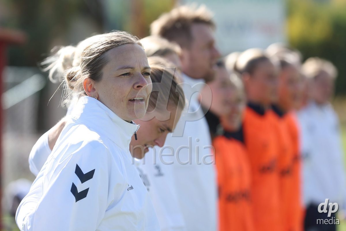 KAKANJ, BOSNIA AND HERZEGOVINA - OCTOBER 13: Head Coach of Denmark Kristine Pedersen during the UEFA Womens European Under-19 Qualifier match between Denmark and Switzerland at Mladost Stadium on October 13, 2026 in Kakanj, Bosnia and Herzegovina. Photo: Armin Durgut/Pixsell/DP Media