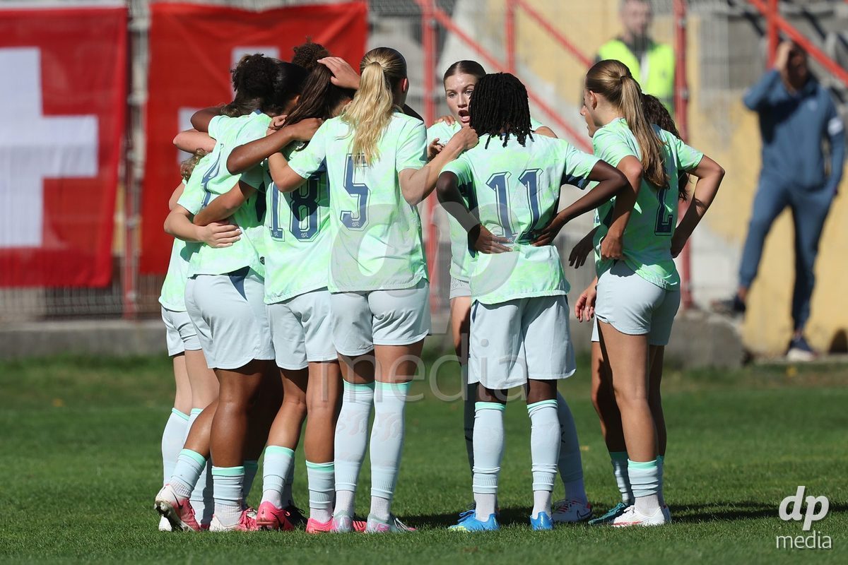 KAKANJ, BOSNIA AND HERZEGOVINA - OCTOBER 13: Players of Switzerland celebrate after Olivia Edelmann of Switzerland score a goal for 1:1 during the UEFA Womens European Under-19 Qualifier match between Denmark and Switzerland at Mladost Stadium on October 13, 2026 in Kakanj, Bosnia and Herzegovina. Photo: Armin Durgut/Pixsell/DP Media