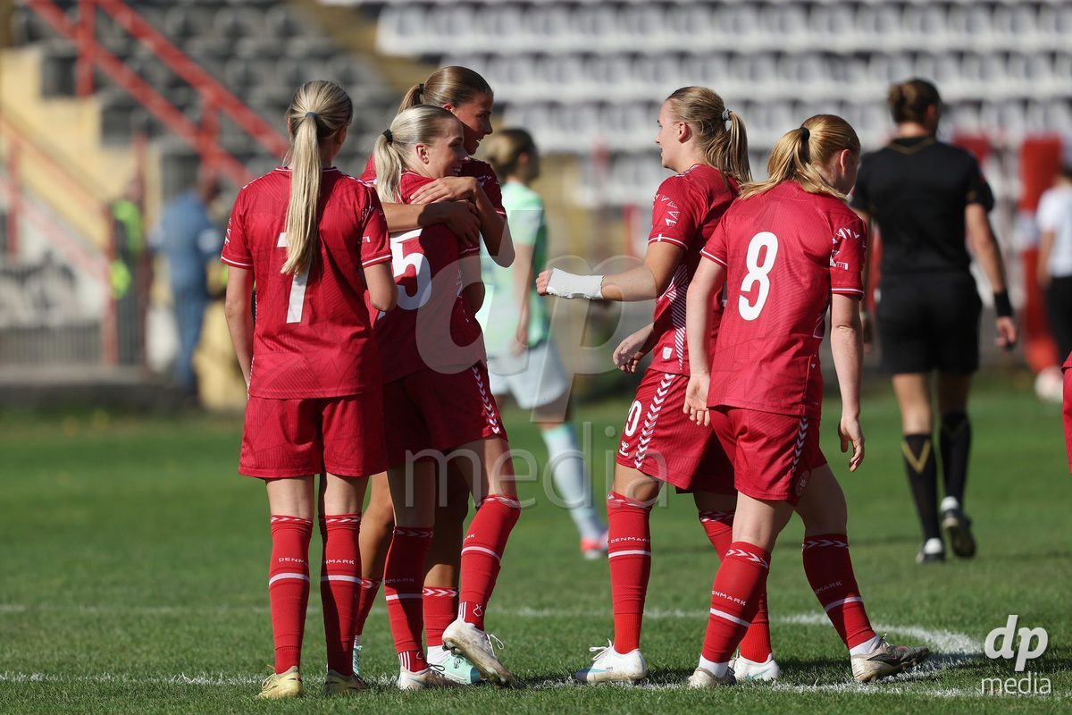 KAKANJ, BOSNIA AND HERZEGOVINA - OCTOBER 13: Players of Denmark celebrate after Frederikke Ludvigsen of Denmark score a goal for 5:1 during the UEFA Womens European Under-19 Qualifier match between Denmark and Switzerland at Mladost Stadium on October 13, 2026 in Kakanj, Bosnia and Herzegovina. Photo: Armin Durgut/Pixsell/DP Media