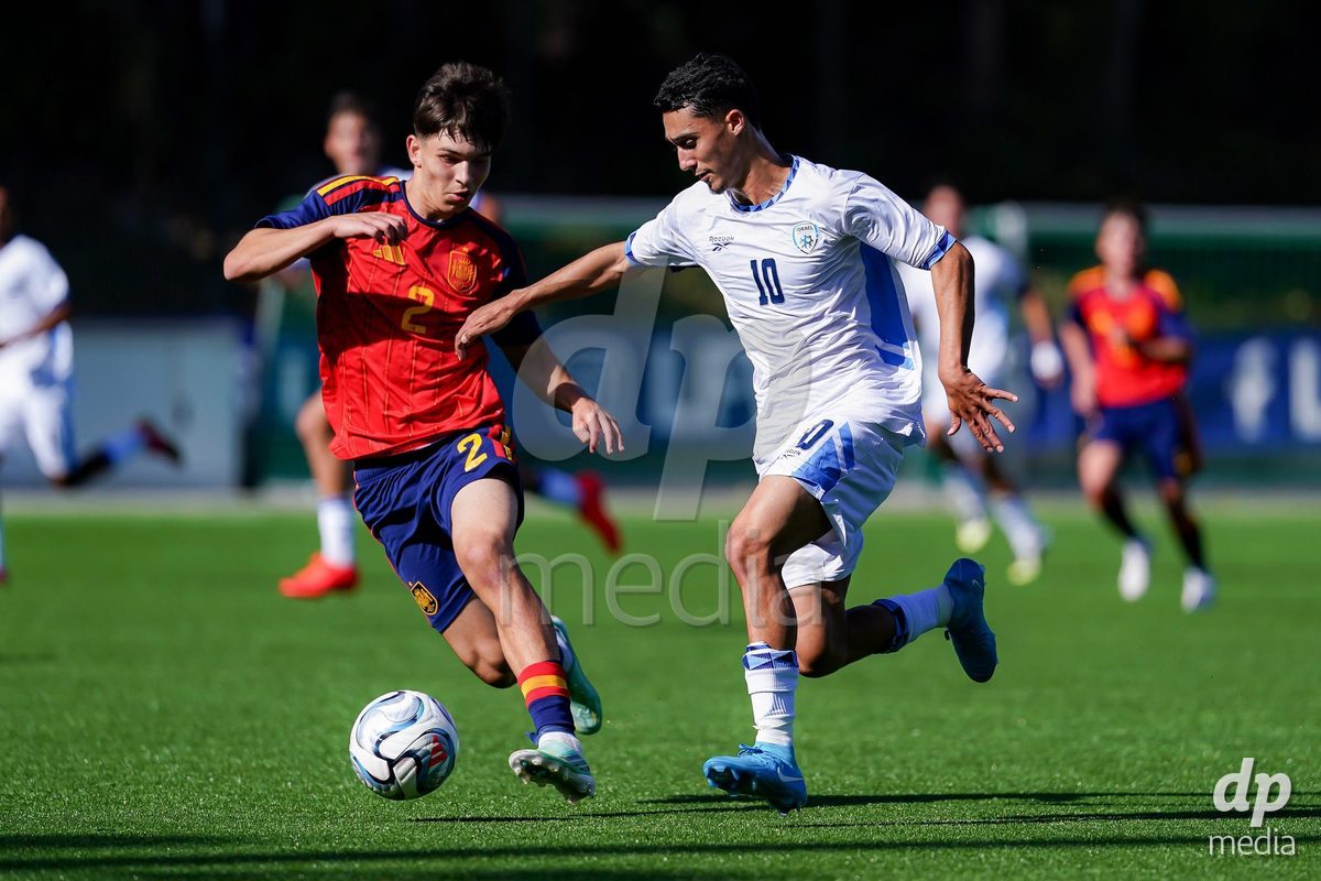 SCHAAN, LIECHTENSTEIN - OCTOBER 15: Noam Azrane of Israel and Joel Palle of Spain battle for the ball during the UEFA European Under-17 Qualifier match between Spain and Israel at LFV Campus Rheinwiese on October 15, 2026 in Schaan, Liechtenstein.