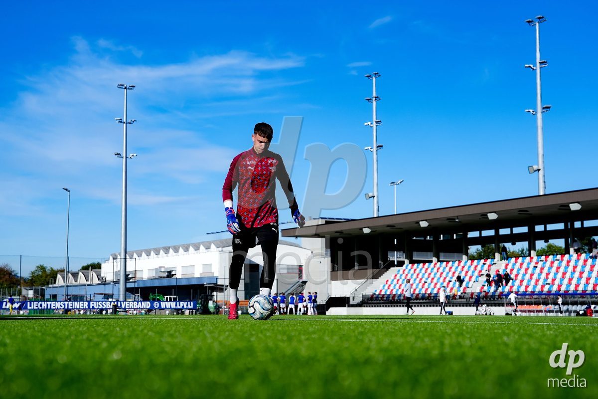 SCHAAN, LIECHTENSTEIN - OCTOBER 15: Players of Switzerland warming up during the UEFA European Under-17 Qualifier match between Switzerland and Liechtenstein at LFV Campus Rheinwiese on October 15, 2026 in Schaan, Liechtenstein.