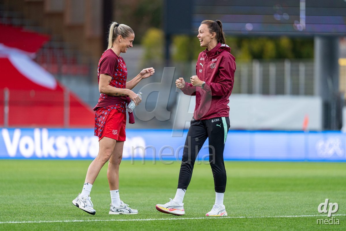 SION, SWITZERLAND, OCTOBER 13 : Ana-Maria CrnogorÄeviÄ of Switzerland and Kea Eckermann prior to the FIFA Women's World Cup 2027 Women's European Qualifiers Play-offs game between Switzerland and Israel at Stade de Tourbillon on October 13, 2026 in Sion, Switzerland.