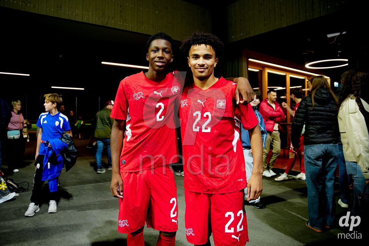 SCHAAN, LIECHTENSTEIN - OCTOBER 15: Players of Switzerland with fans after winning the UEFA European Under-17 Qualifier match between Switzerland and Liechtenstein at LFV Campus Rheinwiese on October 15, 2026 in Schaan, Liechtenstein.