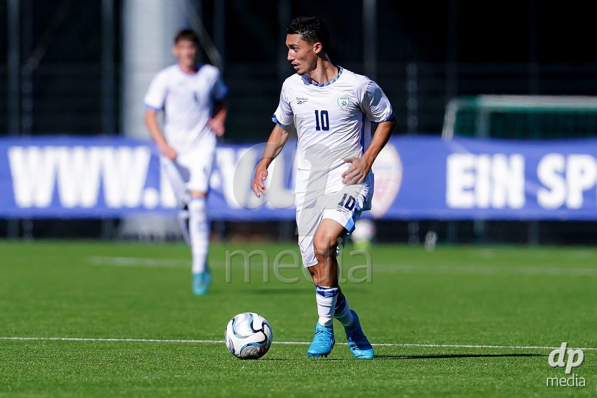 SCHAAN, LIECHTENSTEIN - OCTOBER 15: Noam Azrane of Israel controls the ball during the UEFA European Under-17 Qualifier match between Spain and Israel at LFV Campus Rheinwiese on October 15, 2026 in Schaan, Liechtenstein.