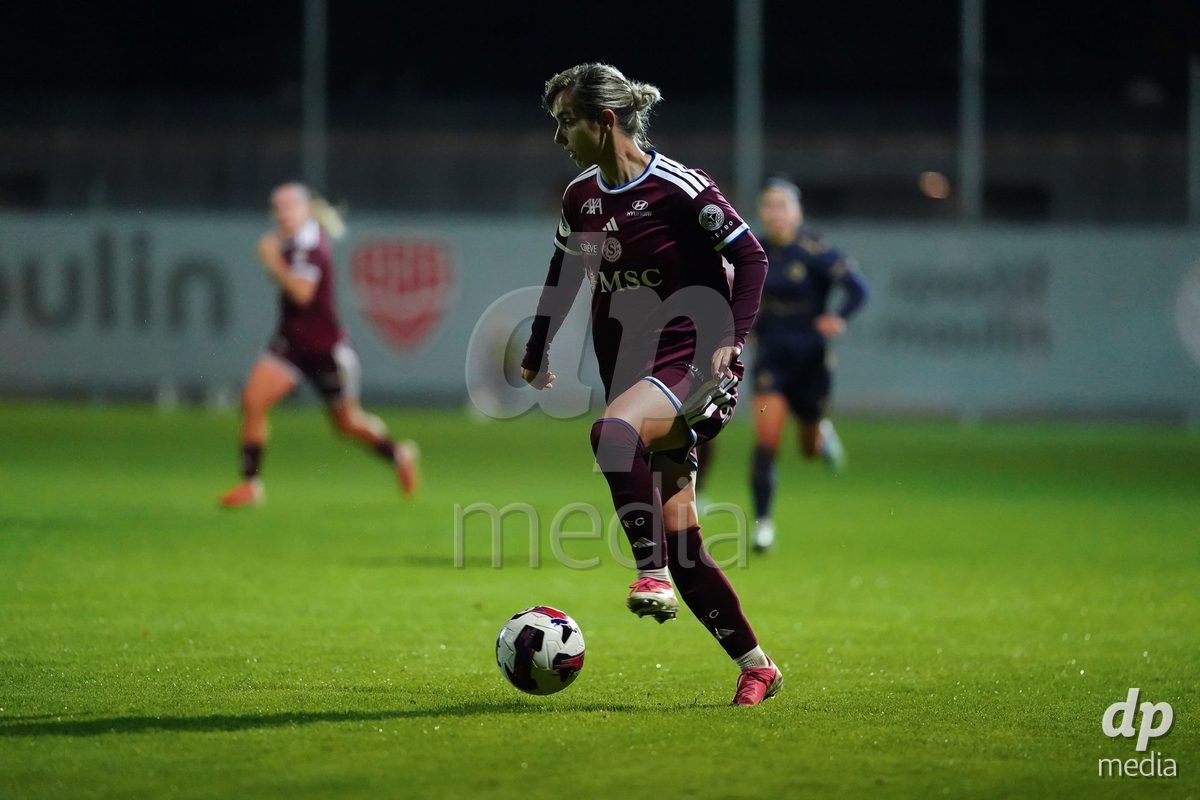 GENEVA, SWITZERLAND - OCTOBER 16: Natasa Andonova of Servette FC Chenois Feminin controls the ball during the AXA Women's Super League match between Servette FC Chenois Feminin and FC Luzern at Stade de Trois-Chene on October 16, 2026 in Geneva, Switzerland.