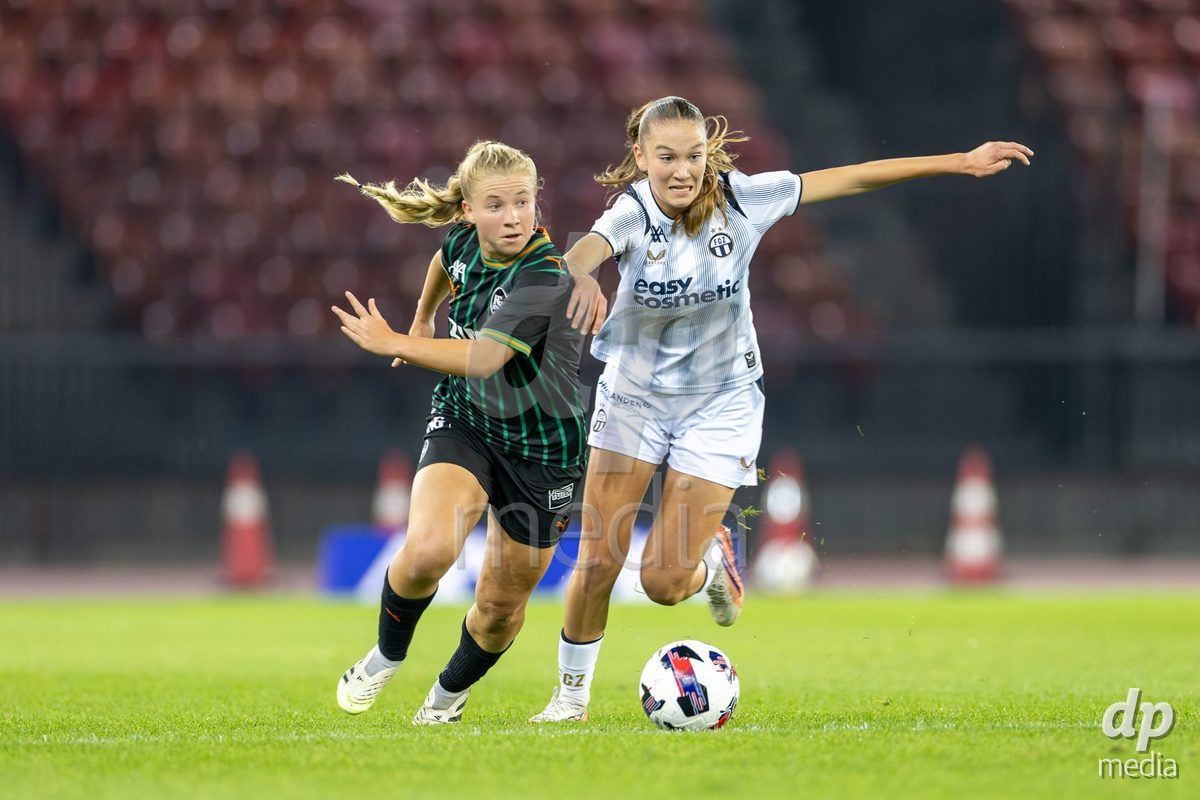 ZURICH, SWITZERLAND - OCTOBER 16: General view and action during the AXA Women's Super League match between FC Zurich and FC St. Gallen 1879 at Letzigrund on October 16, 2026 in Zurich, Switzerland.