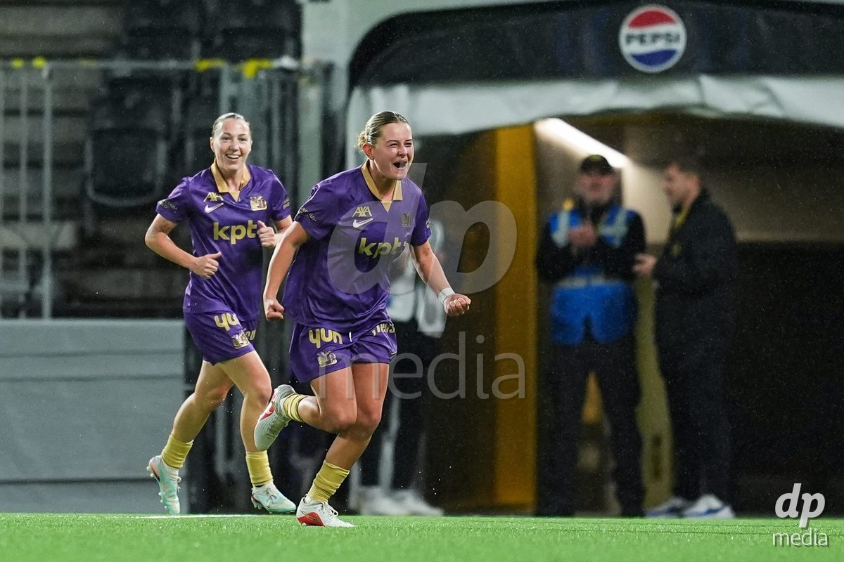 BERN, SWITZERLAND - OCTOBER 17: Leonie Koster of BSC YB Frauen celebrates the third team goal during the AXA Women's Super League match between BSC YB Frauen and GC Frauenfussball at Wankdorf Stadion on October 17, 2026 in Bern, Switzerland.
