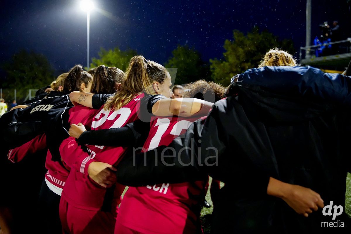 AARAU, SWITZERLAND - OCTOBER 17: FC Aarau Frauen after winning the AXA Women's Super League match between FC Aarau Frauen and FC Basel 1893 at Sportanlage Schachen on October 17, 2026 in Aarau, Switzerland.