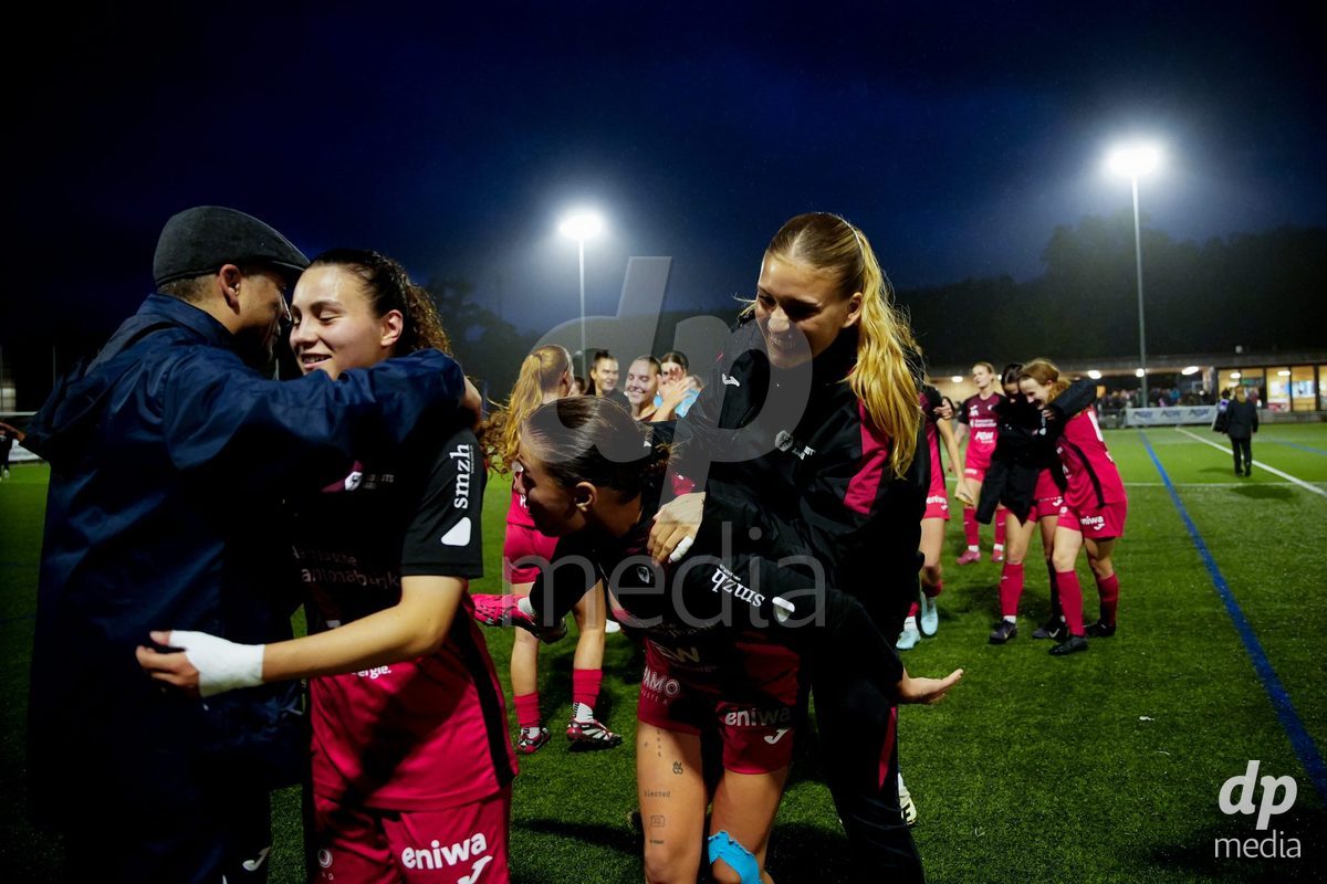 AARAU, SWITZERLAND - OCTOBER 17: FC Aarau Frauen after winning the AXA Women's Super League match between FC Aarau Frauen and FC Basel 1893 at Sportanlage Schachen on October 17, 2026 in Aarau, Switzerland.