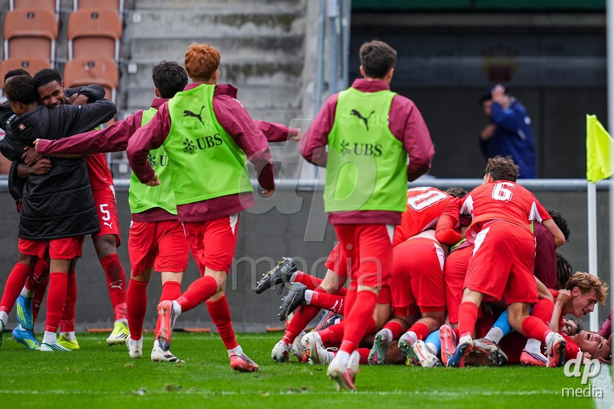 VADUZ, LIECHTENSTEIN - OCTOBER 18: XNiko Cavka of Switzerland celebrates his second team goal with teammates during the UEFA European Under-17 Qualifier match between Switzerland and Spain at Rheinpark Stadion on October 18, 2026 in Vaduz, Liechtenstein.