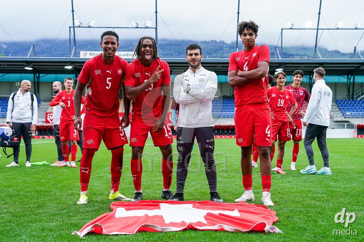 VADUZ, LIECHTENSTEIN - OCTOBER 18: Noah Kakor, Leon White and Ifeanyichukwu Onwuzulike of Switzerland celebrates the victory after during the UEFA European Under-17 Qualifier match between Switzerland and Spain at Rheinpark Stadion on October 18, 2026 in Vaduz, Liechtenstein.