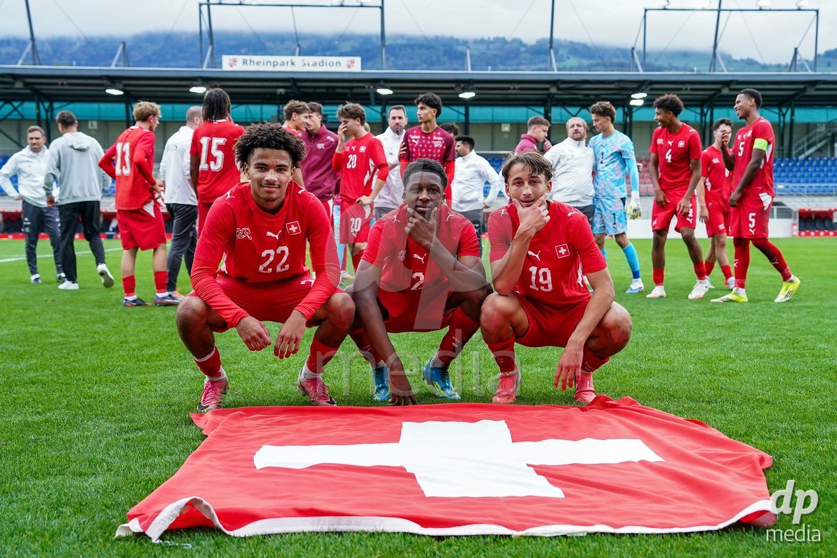 VADUZ, LIECHTENSTEIN - OCTOBER 18: Nolaan Stifani, Darren Okoh and Eron Dreshaj of Switzerland celebrates the victory after the UEFA European Under-17 Qualifier match between Switzerland and Spain at Rheinpark Stadion on October 18, 2026 in Vaduz, Liechtenstein.