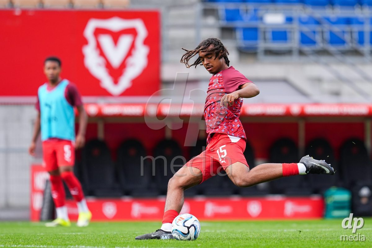 VADUZ, LIECHTENSTEIN - OCTOBER 18: Leon White of Switzerland during warm up prior to the UEFA European Under-17 Qualifier match between Switzerland and Spain at Rheinpark Stadion on October 18, 2026 in Vaduz, Liechtenstein.