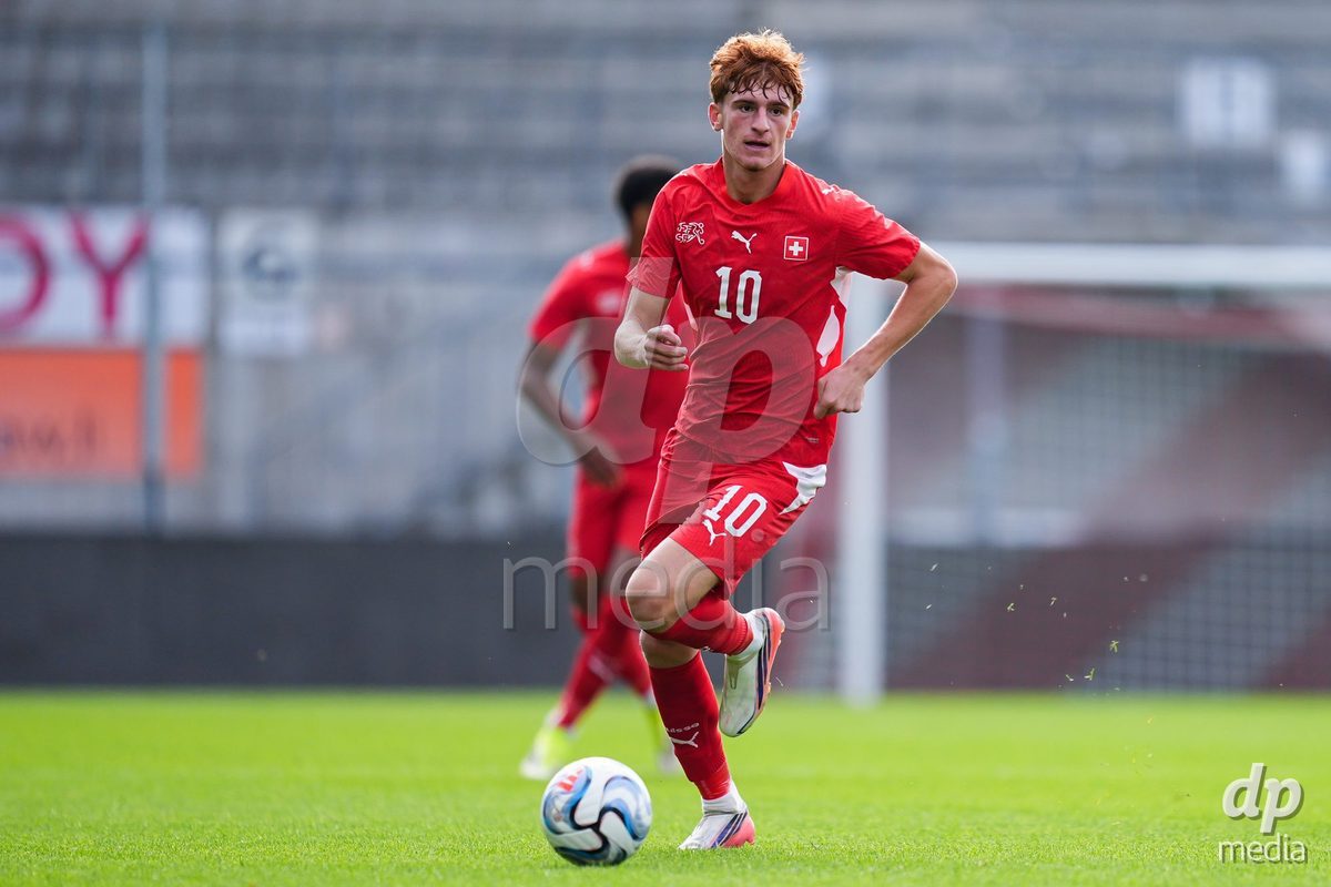 VADUZ, LIECHTENSTEIN - OCTOBER 18: Eron Kele of Switzerland controls the ball during the UEFA European Under-17 Qualifier match between Switzerland and Spain at Rheinpark Stadion on October 18, 2026 in Vaduz, Liechtenstein.