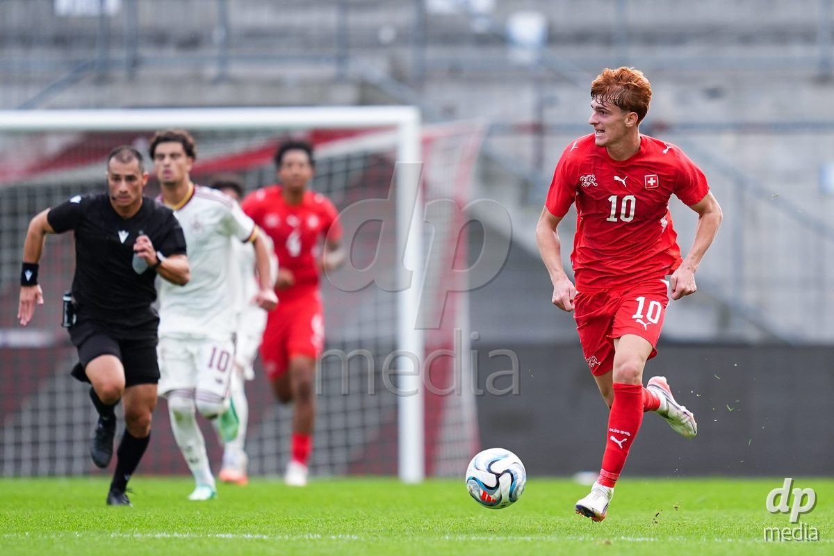 VADUZ, LIECHTENSTEIN - OCTOBER 18: Eron Kele of Switzerland controls the ball during the UEFA European Under-17 Qualifier match between Switzerland and Spain at Rheinpark Stadion on October 18, 2026 in Vaduz, Liechtenstein.