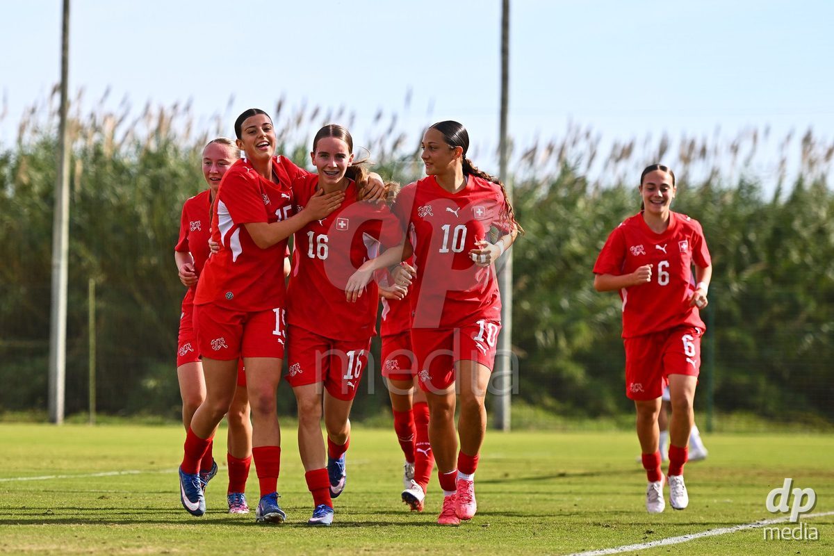 OLIVA NOVA, SPAIN - OCTOBER 24: Elynn Raymond of Switzerland during the International Women's Friendly match between Switzerland U17 and Hungary U17 at Oliva Nova Sports Center on October 24, 2026 in Oliva Nova, Spain.