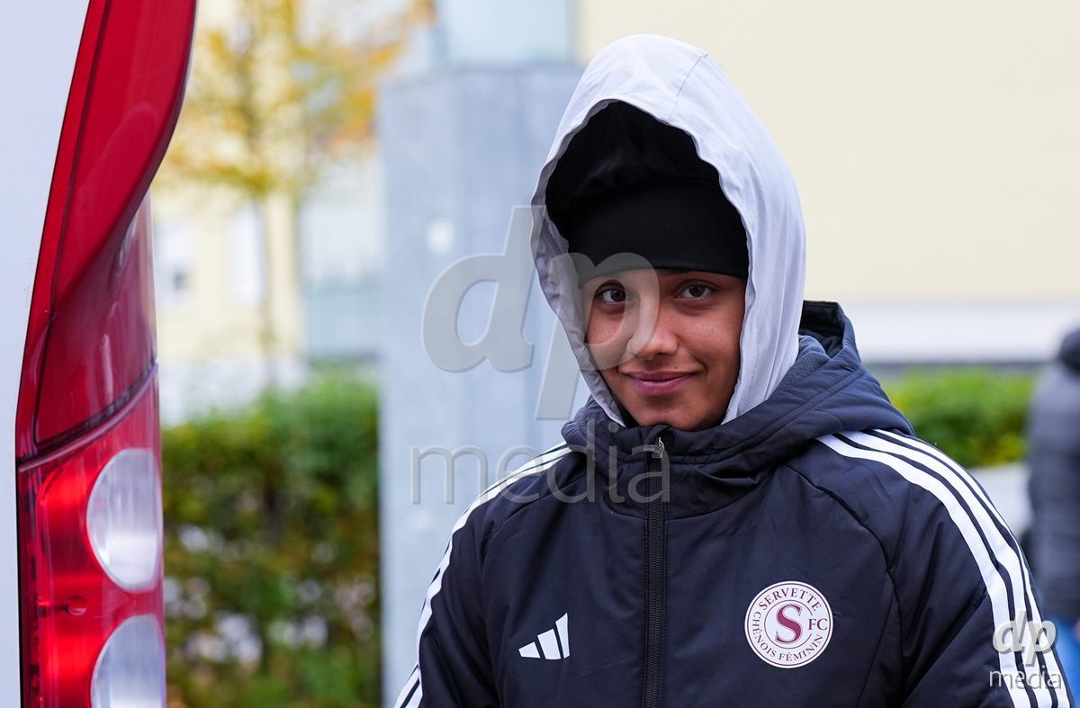 WIL, SWITZERLAND - OCTOBER 24: Players of Servette arrive prior to the AXA Women's Cup match between FC Wil 1900 and Servette FC Chenois Feminin at Lidl Sportpark on October 24, 2026 in Wil, Switzerland.